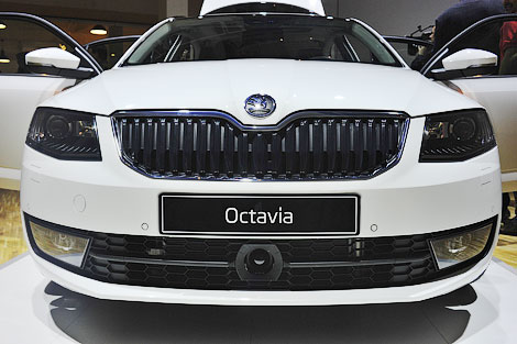Skoda официально представила новую Octavia — фото