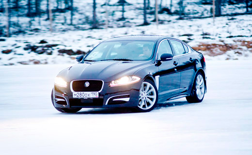 Фотографии Jaguar и Land Rover