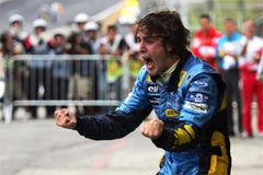 Фернандо Алонсо после победы в чемпионате мира 2005 года. Фото с сайта fernandoalonso.com