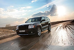 Фотогалерея Jeep Grand Cherokee SRT8